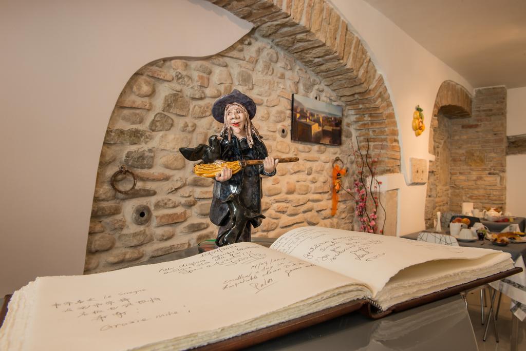 B&B Le Streghe Benevento Eksteriør bilde